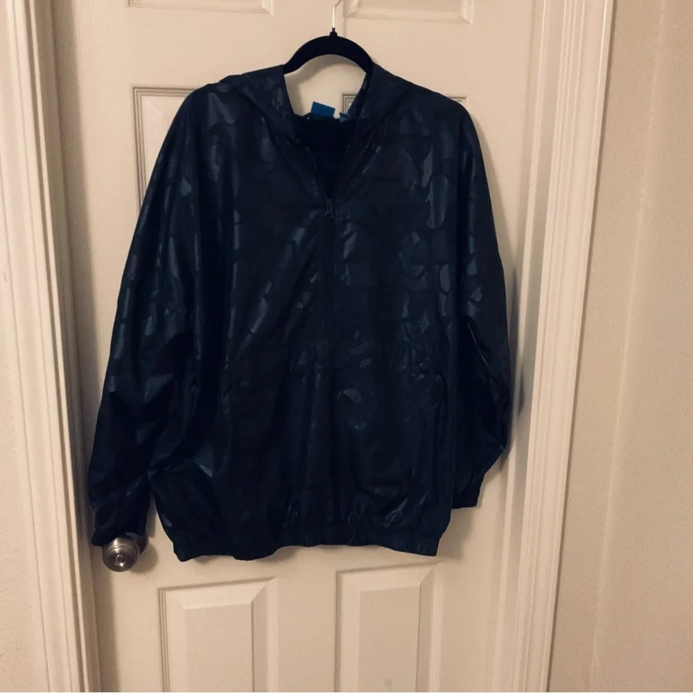 Adidas Originals Seoul Winter Embossed Windbreaker Women's size medium